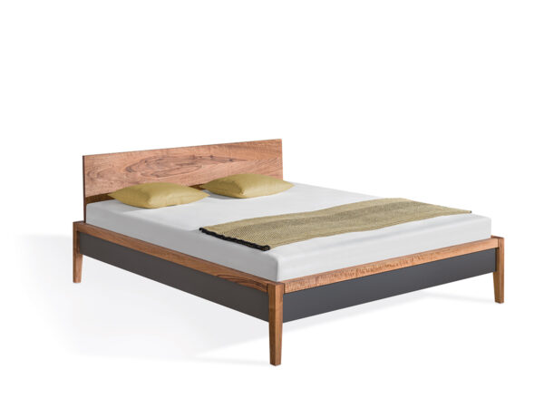 Dormiente Massivholzbett Lynio 2
